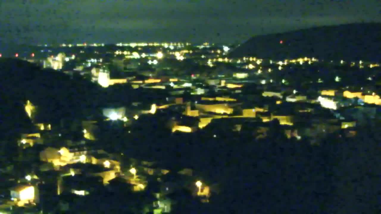 Nova Gorica i Gorica: Prekrasan Pogled iz Franjevačkog Samostana Kostanjevica