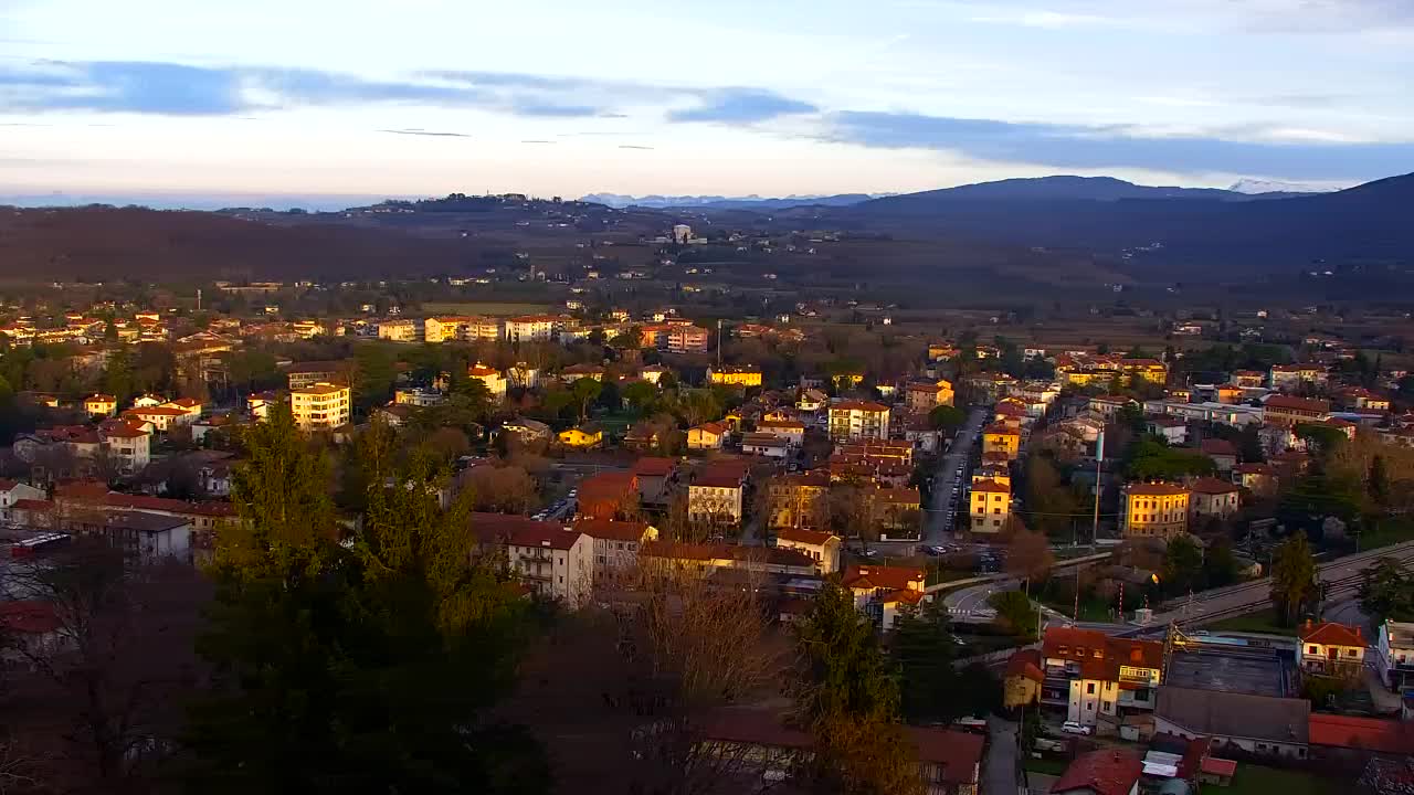 Nova Gorica in Gorica: Čudovit Razgled iz Frančiškanskega Samostana Kostanjevica