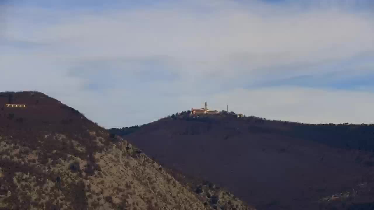 Nova Gorica i Gorica: Prekrasan Pogled iz Franjevačkog Samostana Kostanjevica