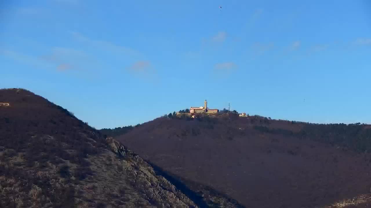 Nova Gorica e Gorizia: Panorama Mozzafiato dal Convento Francescano di Castagnevizza