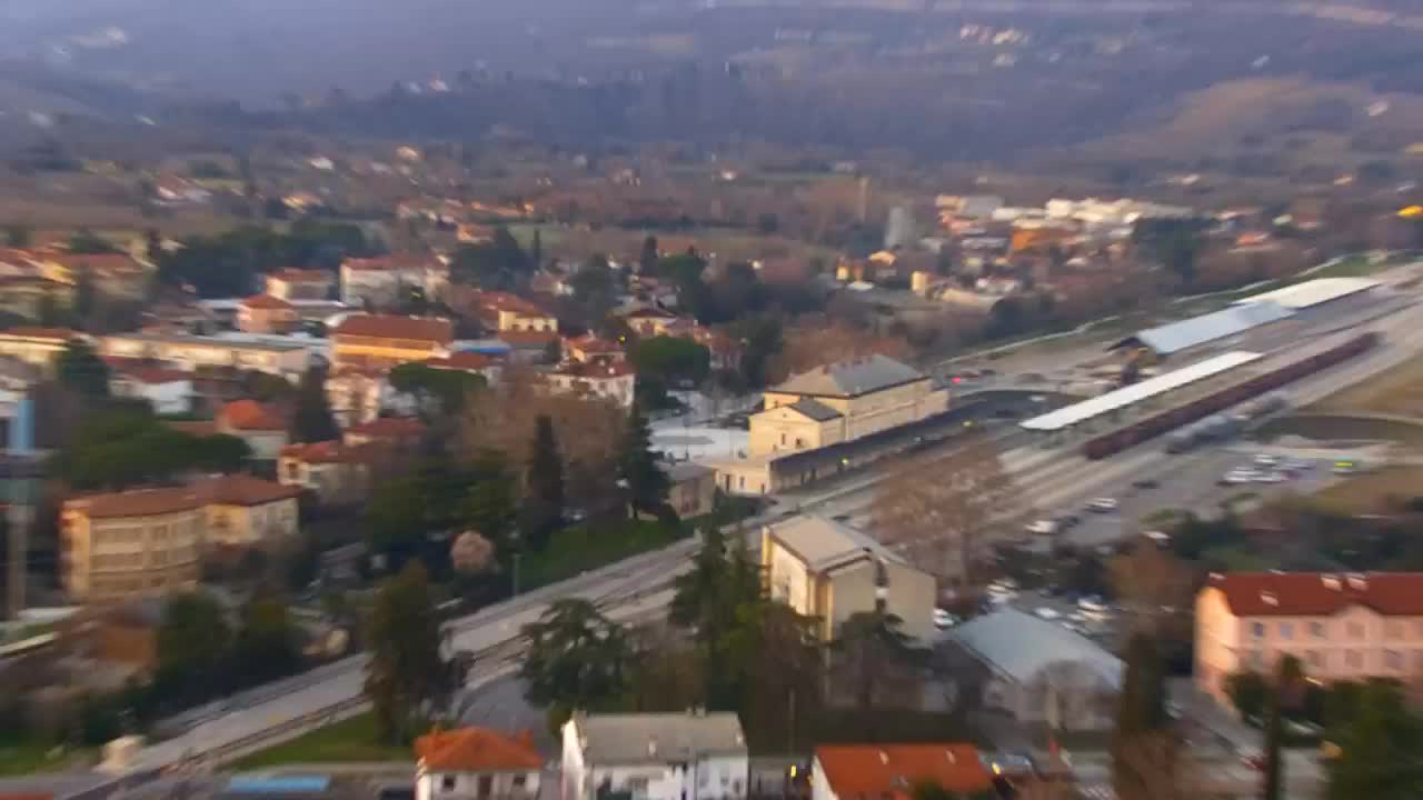 Nova Gorica y Gorizia: Impresionantes Vistas desde el Monasterio Franciscano de Kostanjevica