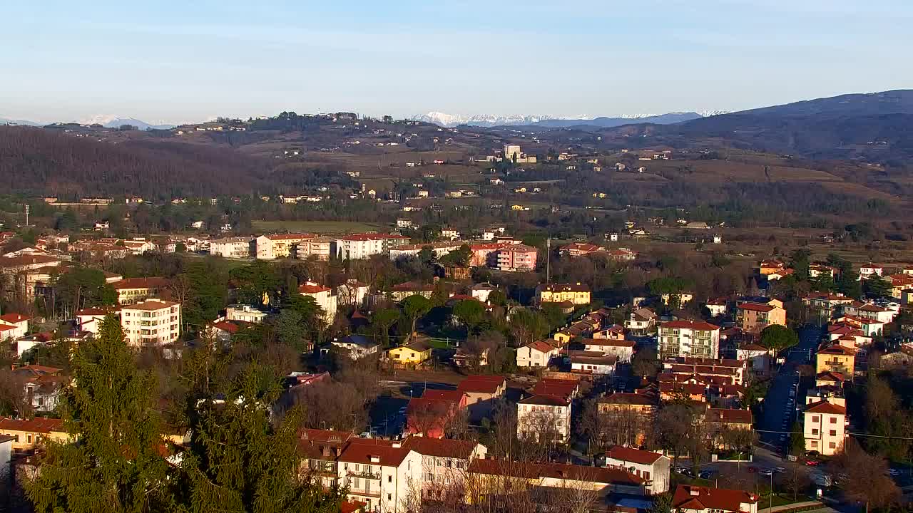 Nova Gorica i Gorica: Prekrasan Pogled iz Franjevačkog Samostana Kostanjevica