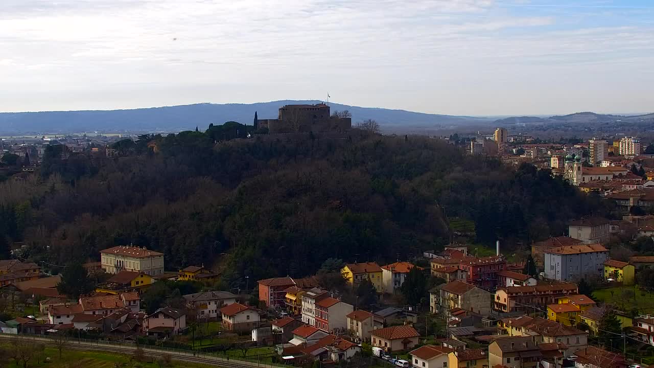 Nova Gorica e Gorizia: Panorama Mozzafiato dal Convento Francescano di Castagnevizza