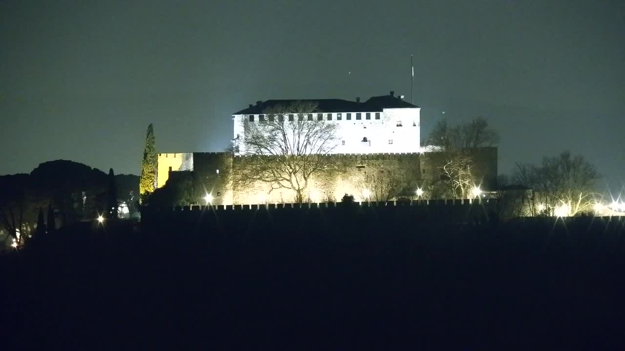 Nova Gorica e Gorizia: Panorama Mozzafiato dal Convento Francescano di Castagnevizza