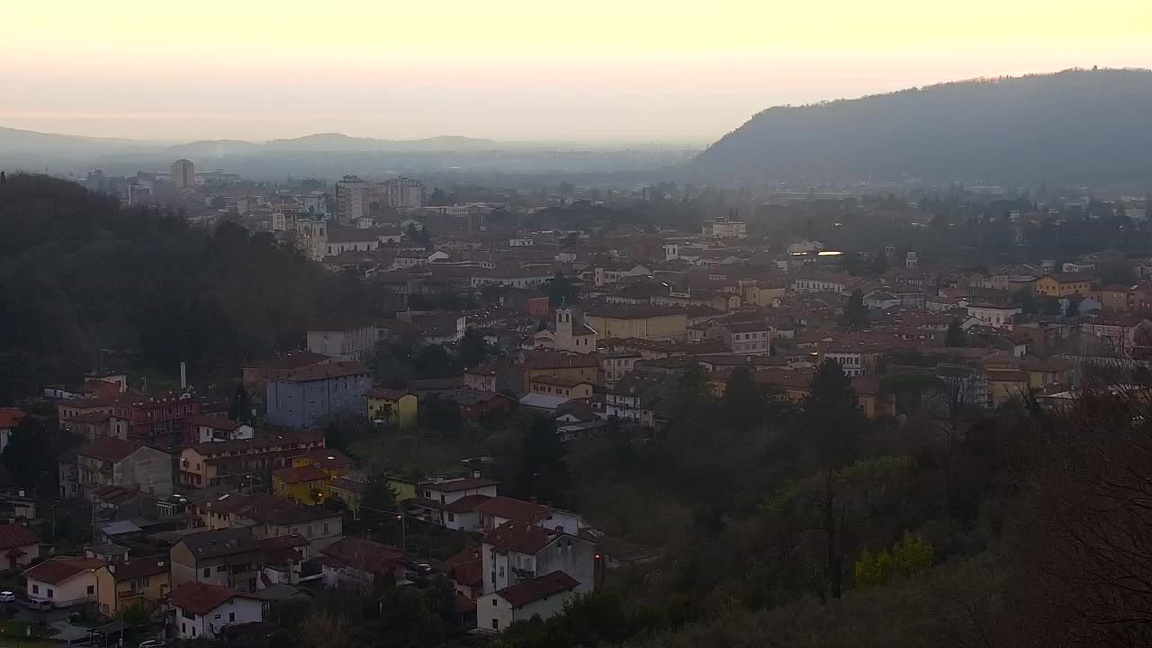 Nova Gorica et Gorizia : Vue Imprenable depuis le Monastère Franciscain de Kostanjevica