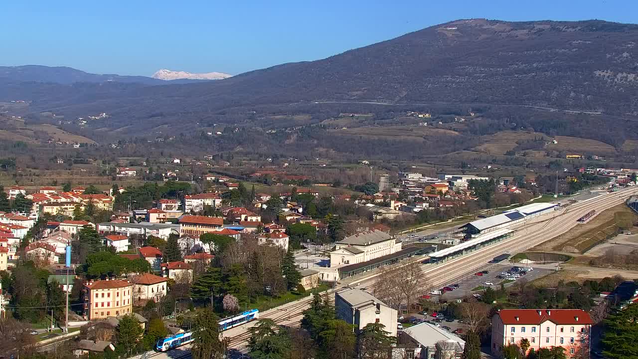 Nova Gorica i Gorica: Prekrasan Pogled iz Franjevačkog Samostana Kostanjevica