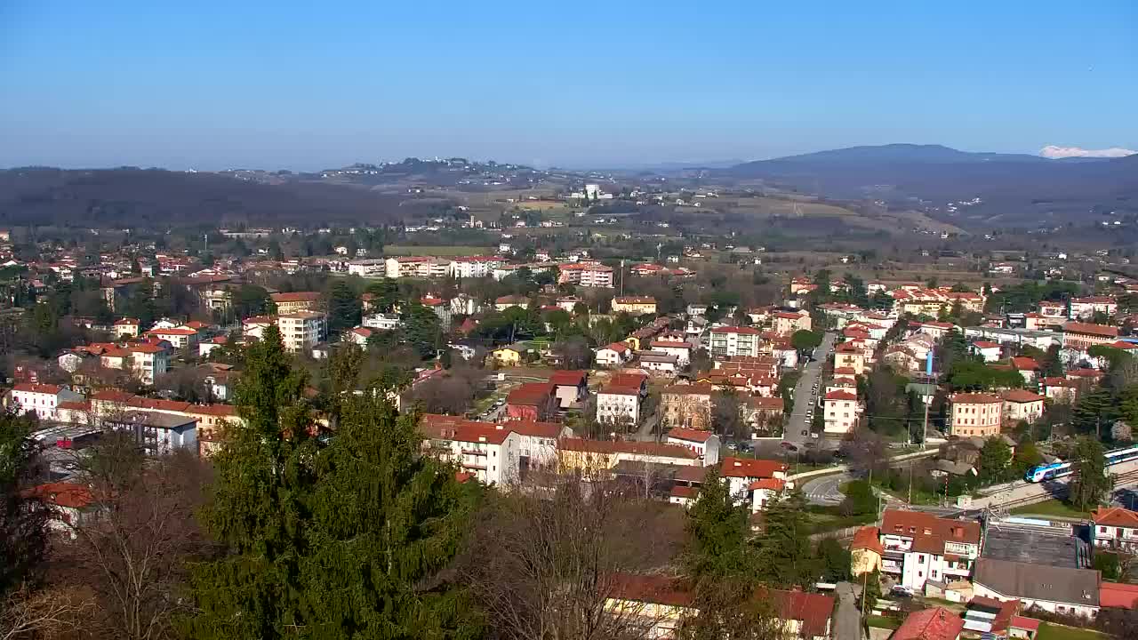 Nova Gorica y Gorizia: Impresionantes Vistas desde el Monasterio Franciscano de Kostanjevica