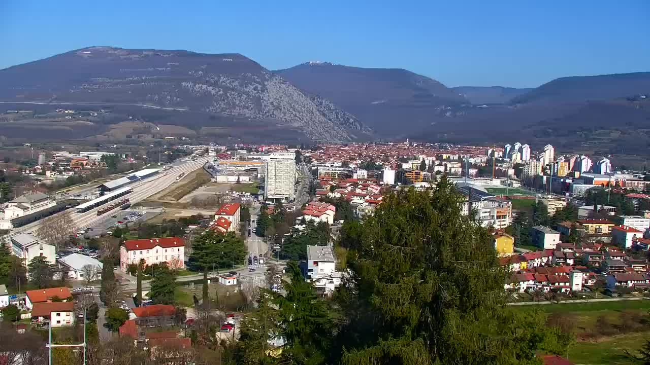 Nova Gorica in Gorica: Čudovit Razgled iz Frančiškanskega Samostana Kostanjevica