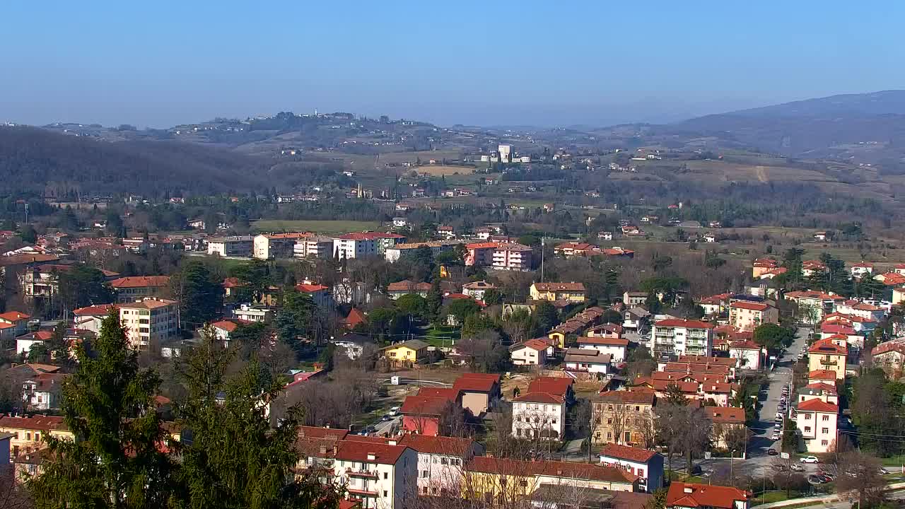 Nova Gorica i Gorica: Prekrasan Pogled iz Franjevačkog Samostana Kostanjevica
