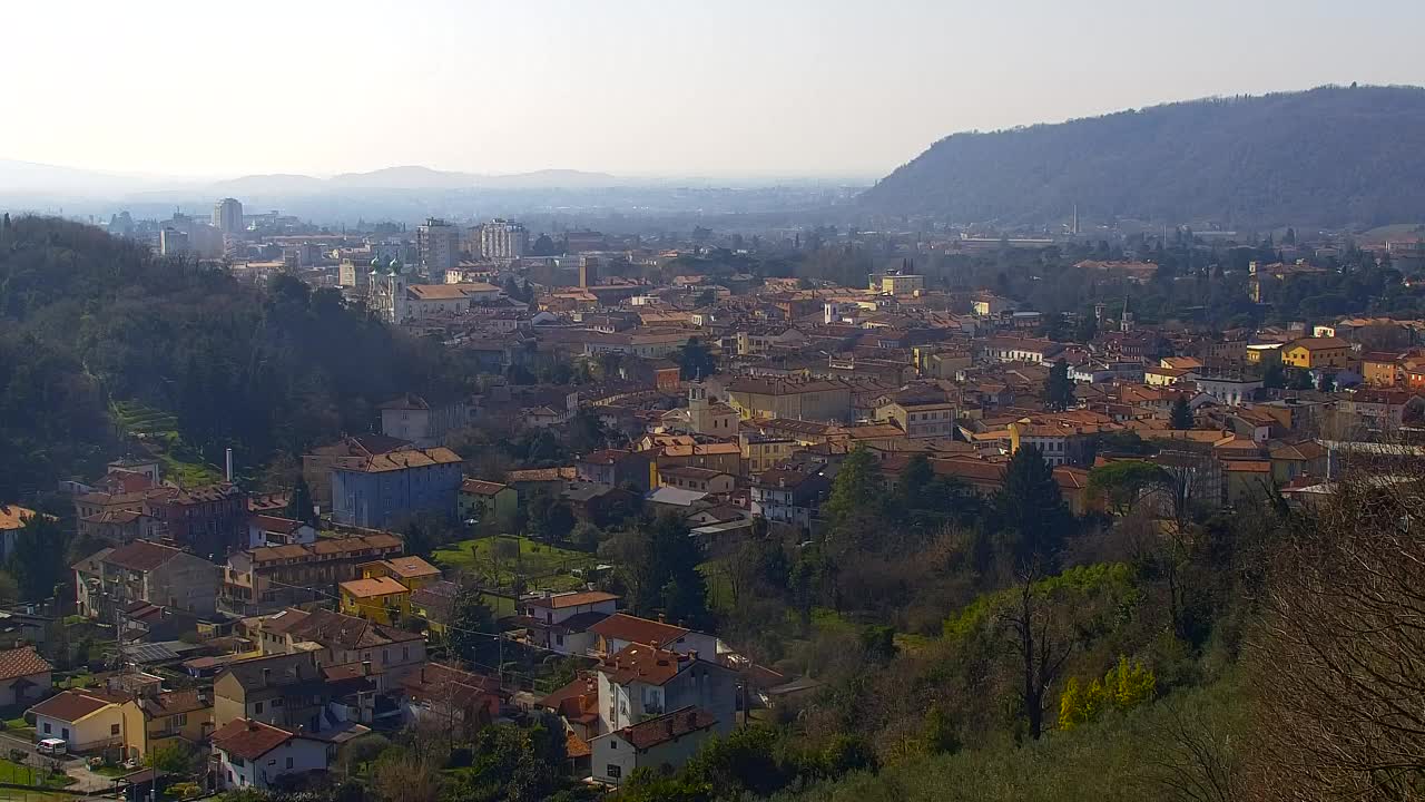 Nova Gorica y Gorizia: Impresionantes Vistas desde el Monasterio Franciscano de Kostanjevica
