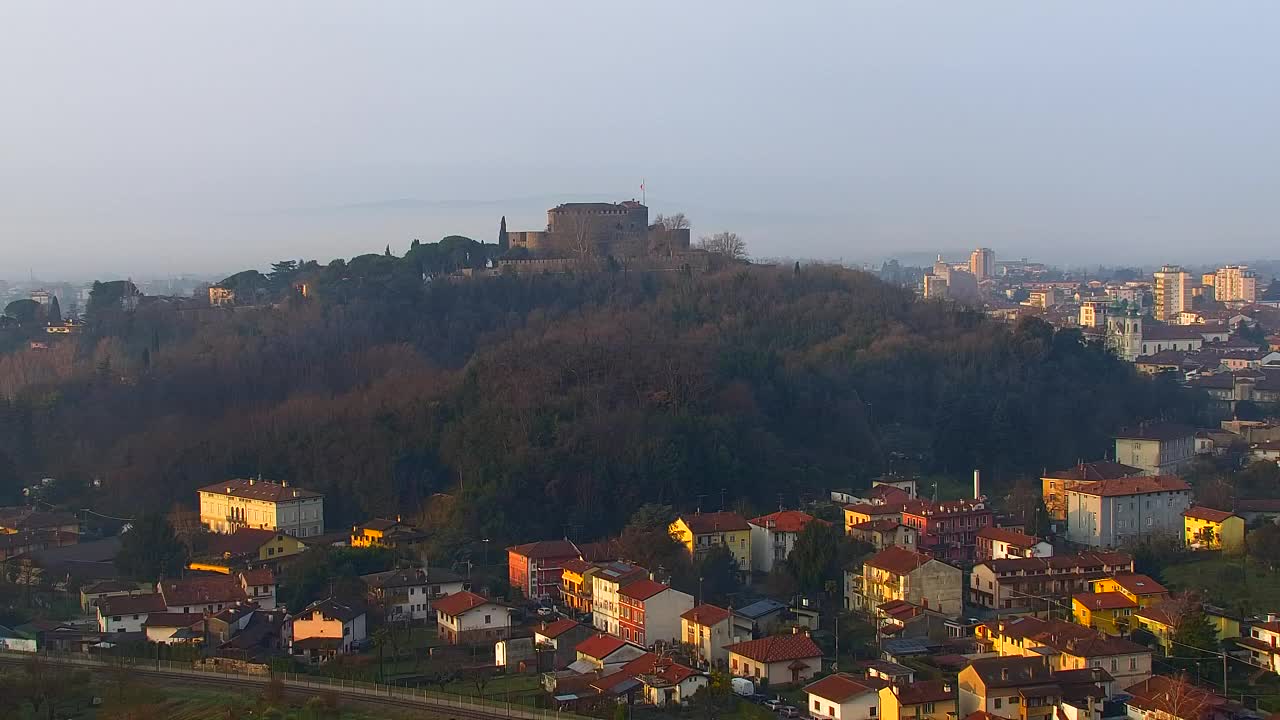 Nova Gorica und Görz: Atemberaubende Aussicht vom Franziskanerkloster Kostanjevica