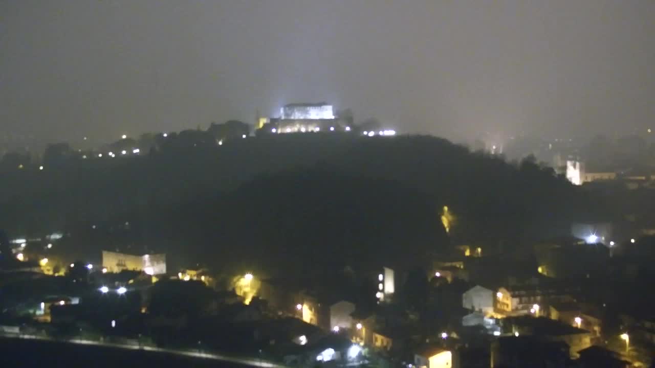 Nova Gorica y Gorizia: Impresionantes Vistas desde el Monasterio Franciscano de Kostanjevica