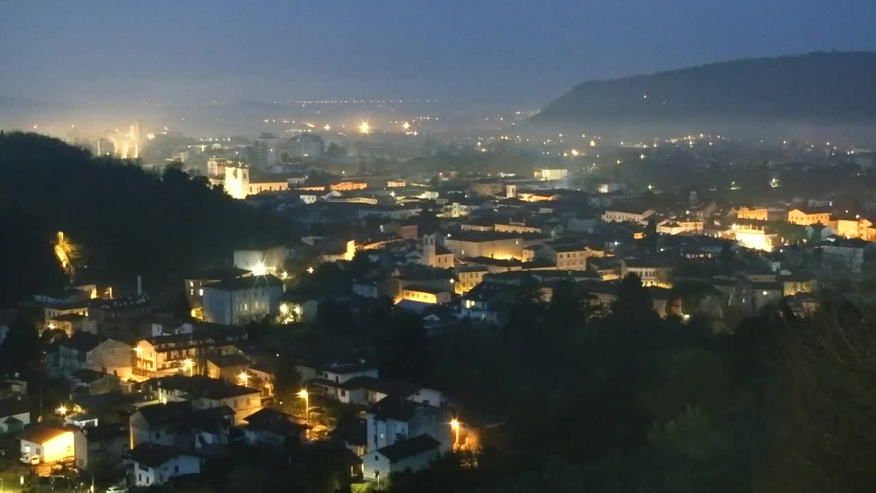 Nova Gorica i Gorica: Prekrasan Pogled iz Franjevačkog Samostana Kostanjevica