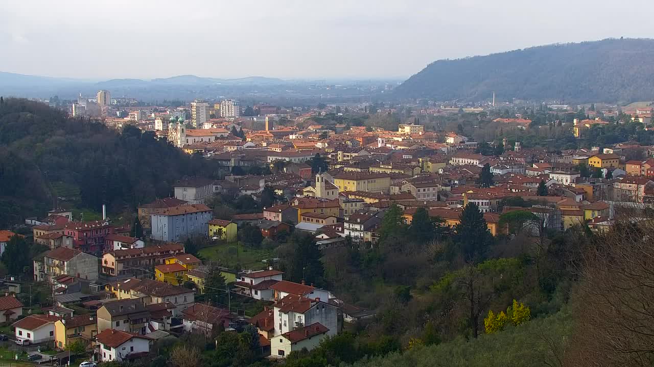 Nova Gorica y Gorizia: Impresionantes Vistas desde el Monasterio Franciscano de Kostanjevica