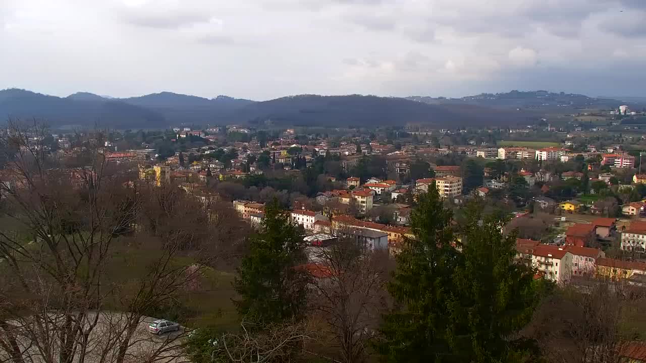 Nova Gorica y Gorizia: Impresionantes Vistas desde el Monasterio Franciscano de Kostanjevica