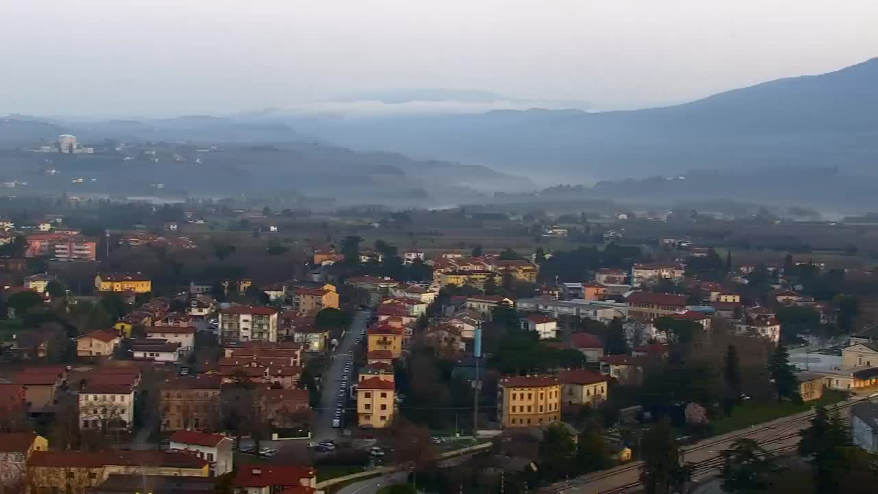 Nova Gorica y Gorizia: Impresionantes Vistas desde el Monasterio Franciscano de Kostanjevica