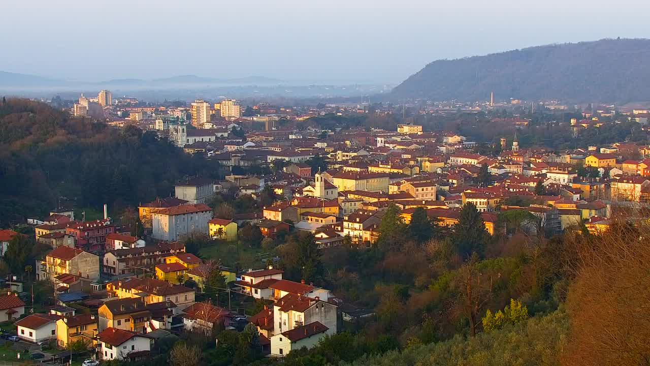 Nova Gorica in Gorica: Čudovit Razgled iz Frančiškanskega Samostana Kostanjevica