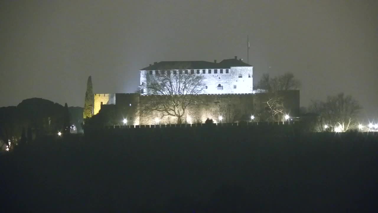 Nova Gorica e Gorizia: Panorama Mozzafiato dal Convento Francescano di Castagnevizza