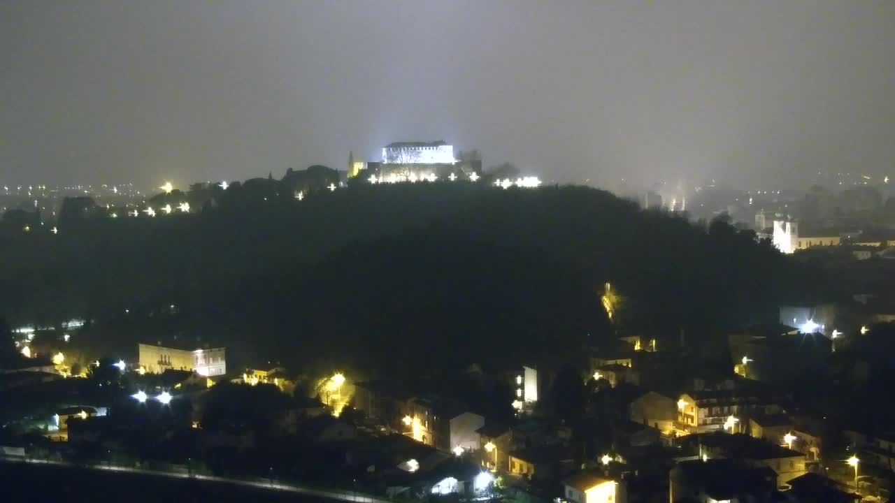 Nova Gorica und Görz: Atemberaubende Aussicht vom Franziskanerkloster Kostanjevica