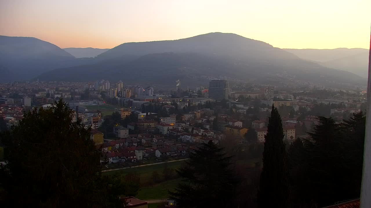 Nova Gorica und Görz: Atemberaubende Aussicht vom Franziskanerkloster Kostanjevica
