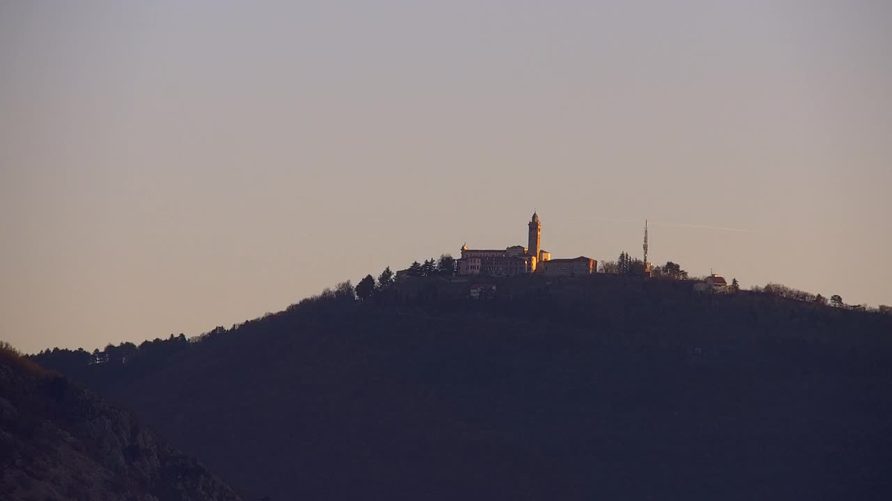 Nova Gorica und Görz: Atemberaubende Aussicht vom Franziskanerkloster Kostanjevica
