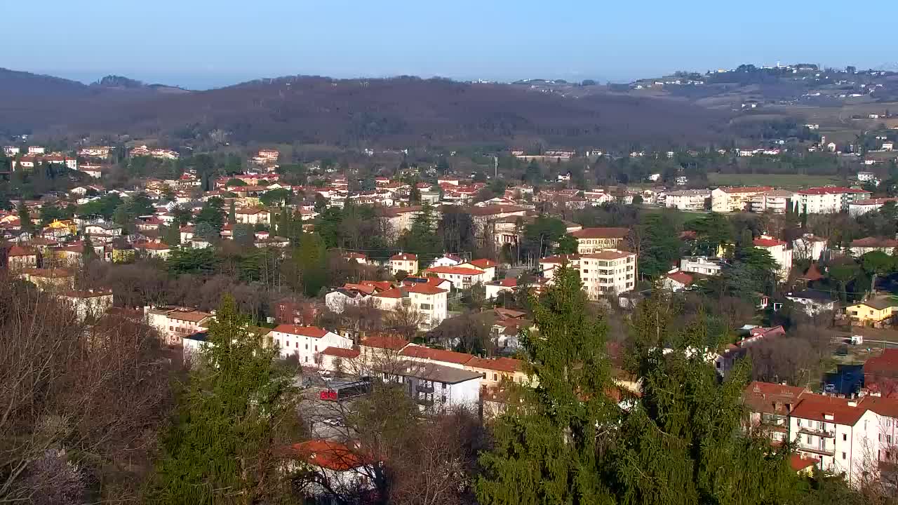 Nova Gorica i Gorica: Prekrasan Pogled iz Franjevačkog Samostana Kostanjevica