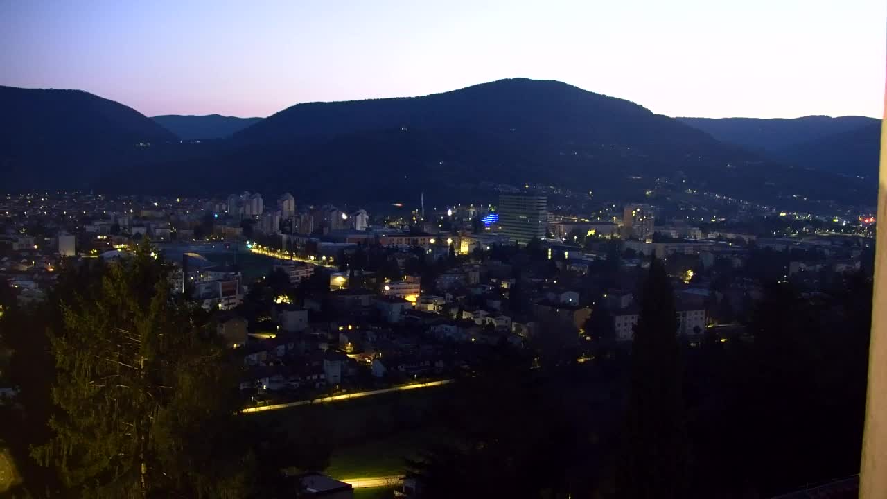 Nova Gorica i Gorica: Prekrasan Pogled iz Franjevačkog Samostana Kostanjevica