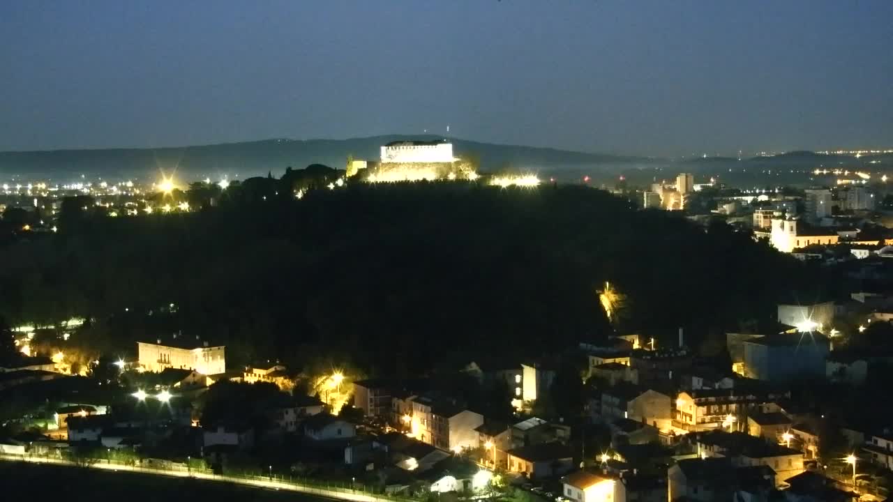 Nova Gorica i Gorica: Prekrasan Pogled iz Franjevačkog Samostana Kostanjevica