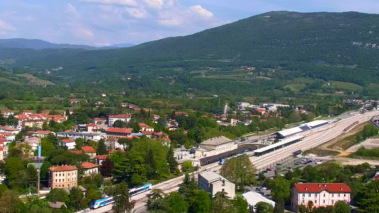 Nova Gorica e Gorizia: Panorama Mozzafiato dal Convento Francescano di Castagnevizza