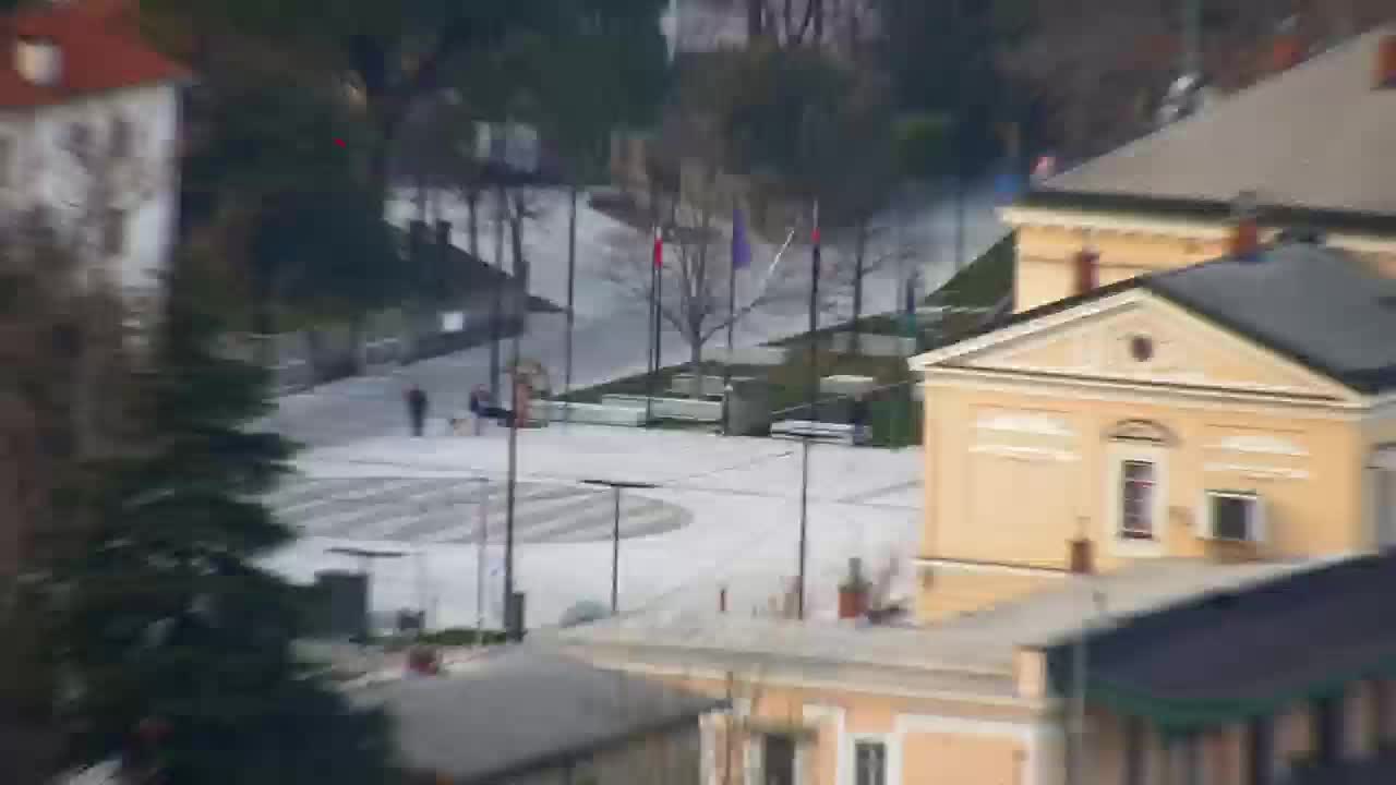 Nova Gorica e Gorizia: Panorama Mozzafiato dal Convento Francescano di Castagnevizza