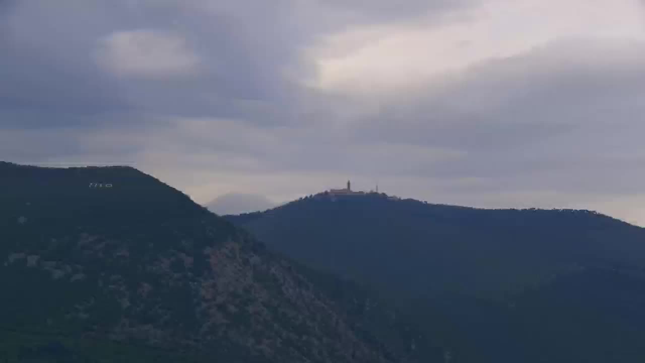 Nova Gorica e Gorizia: Panorama Mozzafiato dal Convento Francescano di Castagnevizza