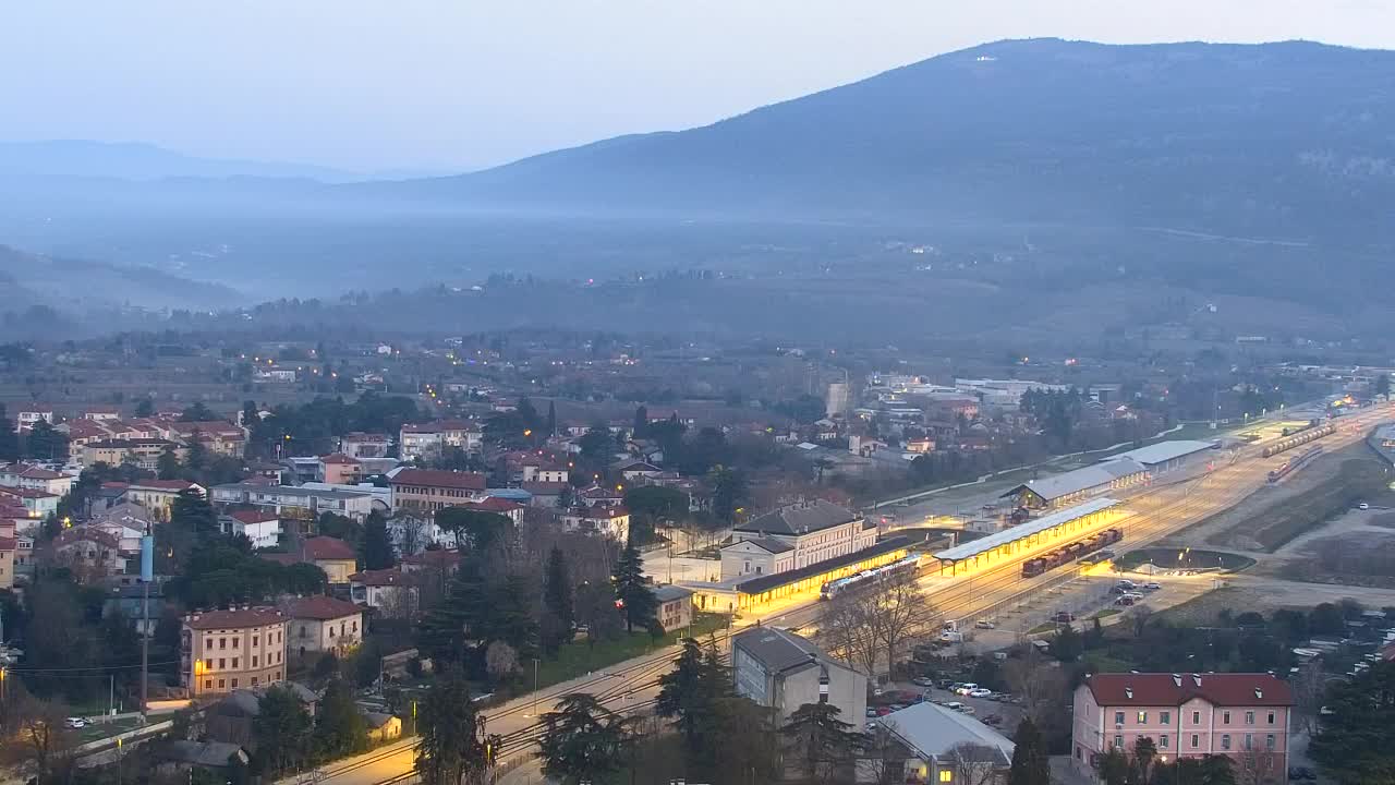 Nova Gorica e Gorizia: Panorama Mozzafiato dal Convento Francescano di Castagnevizza