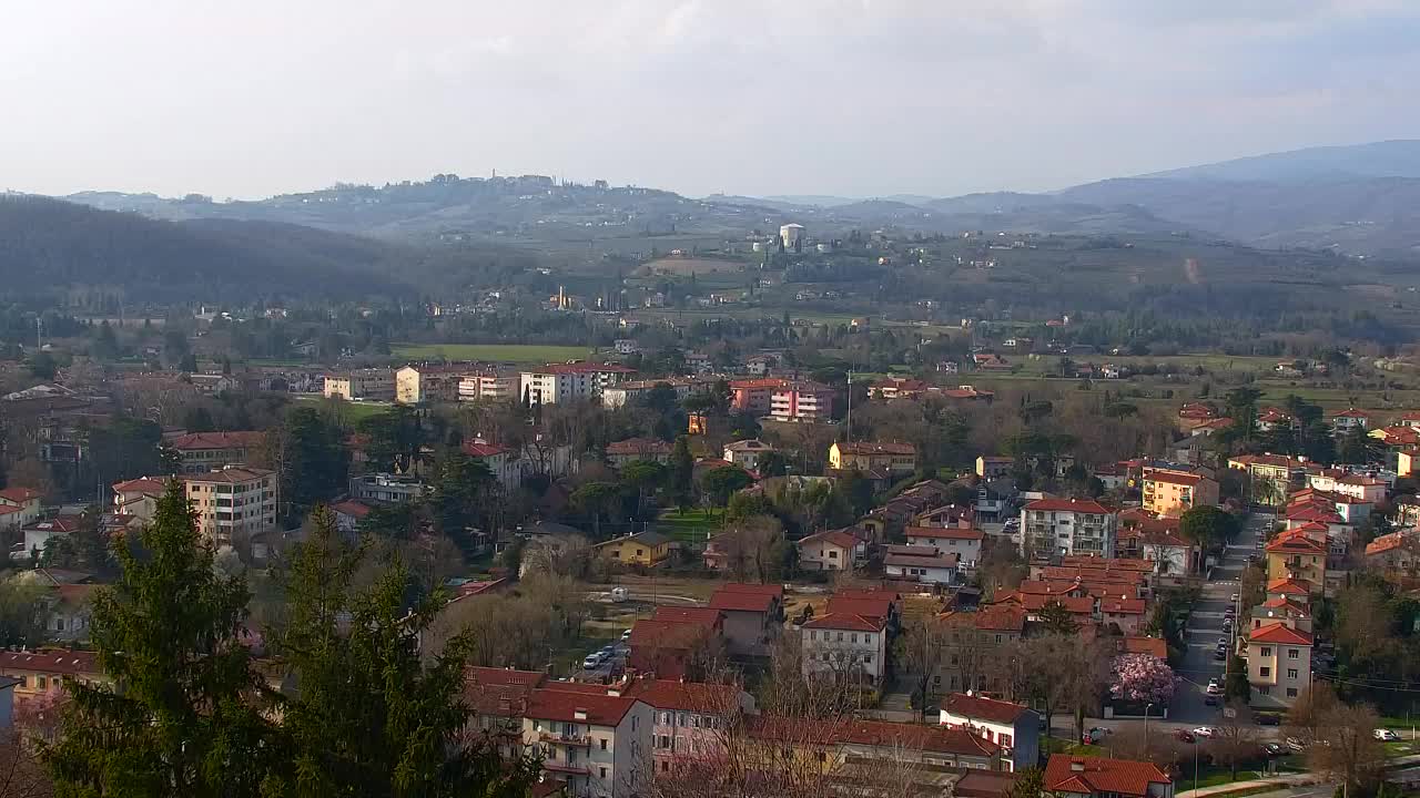Nova Gorica i Gorica: Prekrasan Pogled iz Franjevačkog Samostana Kostanjevica