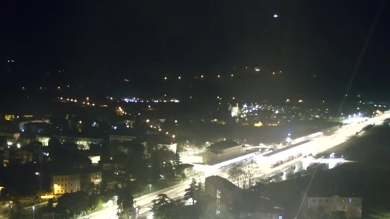 Nova Gorica i Gorica: Prekrasan Pogled iz Franjevačkog Samostana Kostanjevica