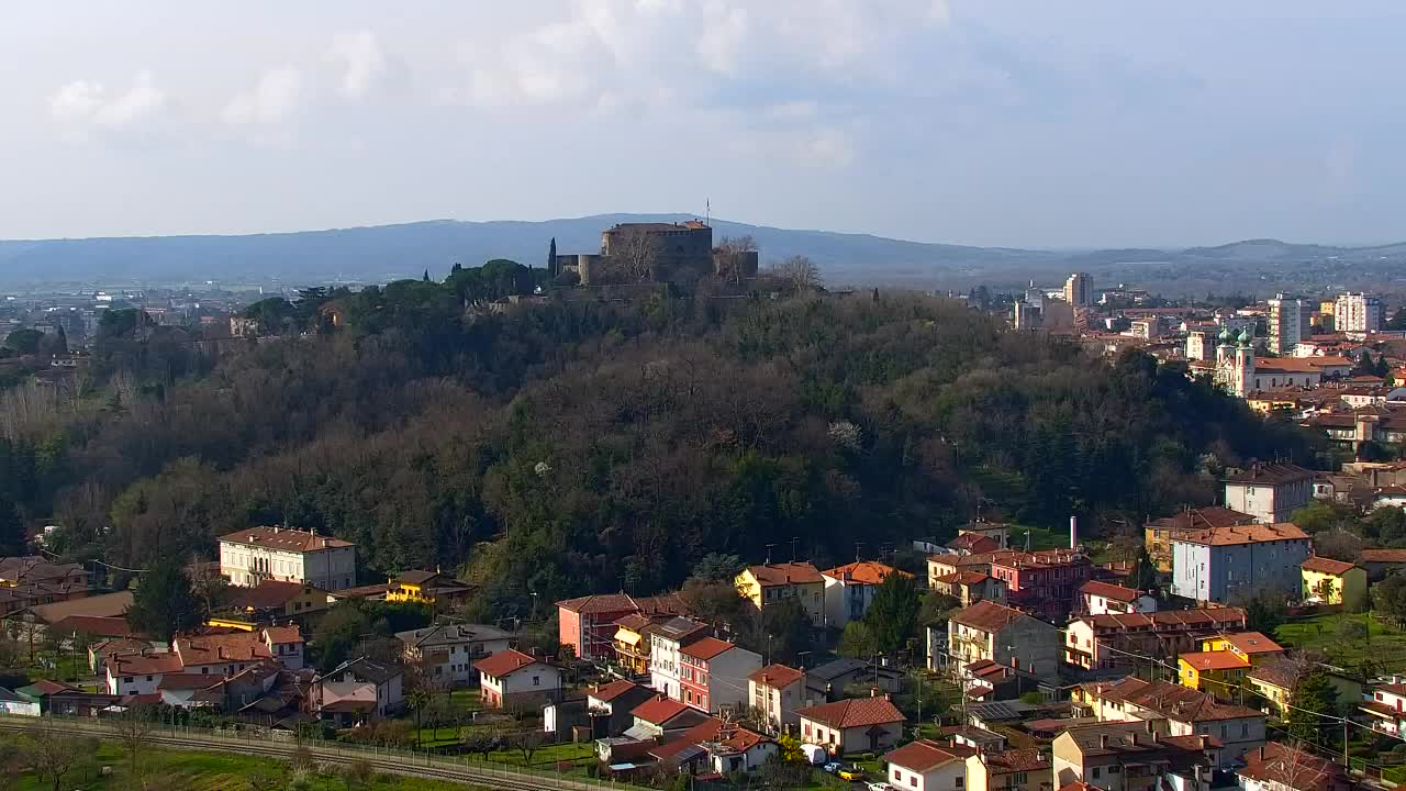 Nova Gorica i Gorica: Prekrasan Pogled iz Franjevačkog Samostana Kostanjevica