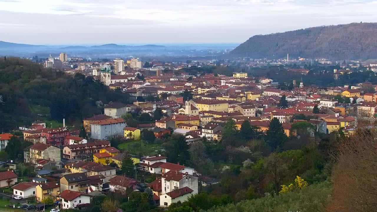 Nova Gorica y Gorizia: Impresionantes Vistas desde el Monasterio Franciscano de Kostanjevica