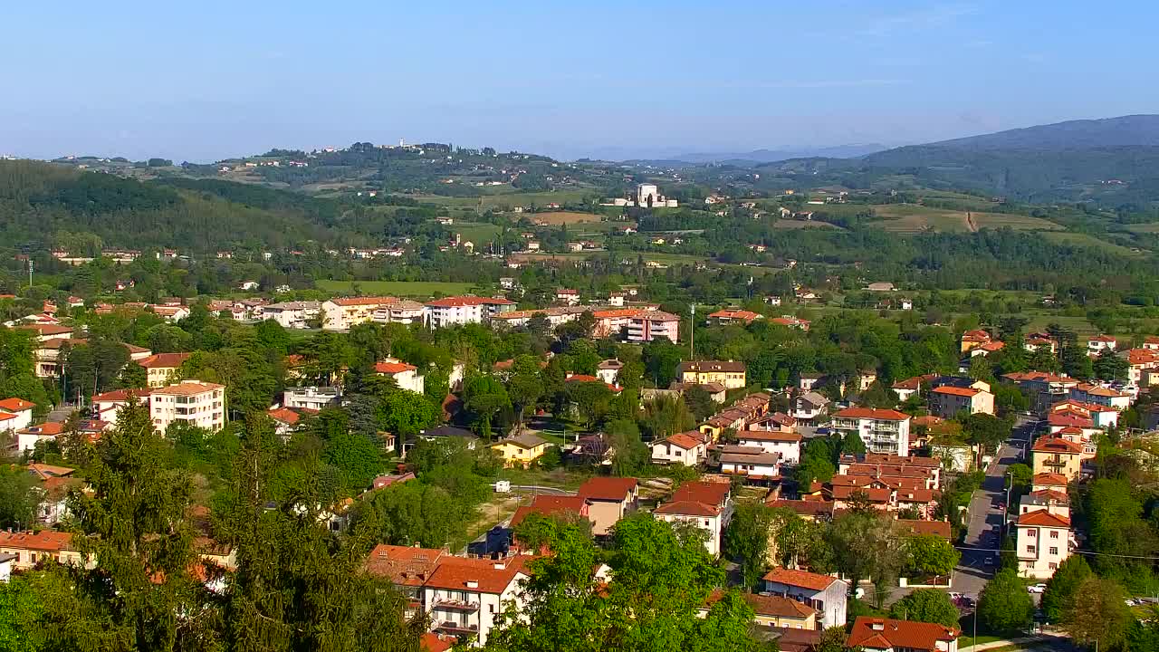 Nova Gorica y Gorizia: Impresionantes Vistas desde el Monasterio Franciscano de Kostanjevica