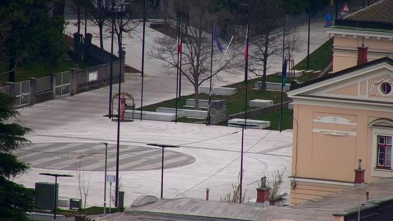 Nova Gorica et Gorizia : Vue Imprenable depuis le Monastère Franciscain de Kostanjevica