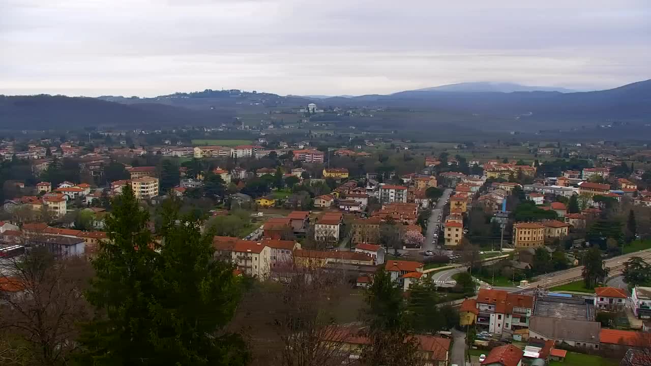 Nova Gorica et Gorizia : Vue Imprenable depuis le Monastère Franciscain de Kostanjevica