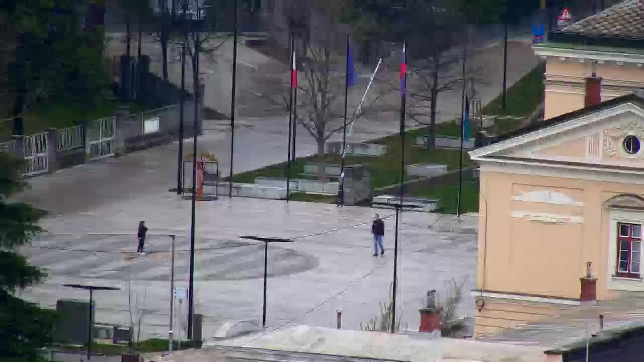 Nova Gorica i Gorica: Prekrasan Pogled iz Franjevačkog Samostana Kostanjevica