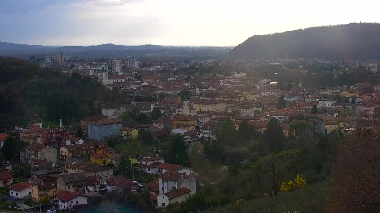 Nova Gorica e Gorizia: Panorama Mozzafiato dal Convento Francescano di Castagnevizza