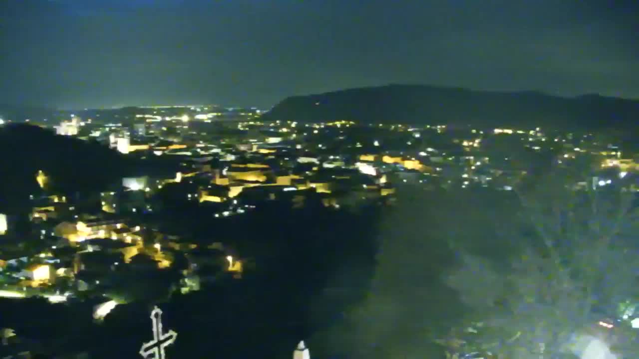 Nova Gorica e Gorizia: Panorama Mozzafiato dal Convento Francescano di Castagnevizza