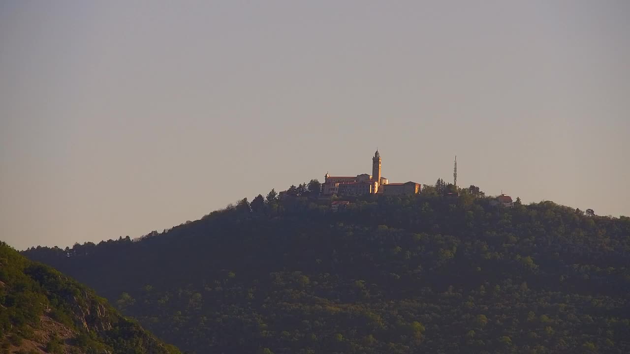 Nova Gorica und Görz: Atemberaubende Aussicht vom Franziskanerkloster Kostanjevica