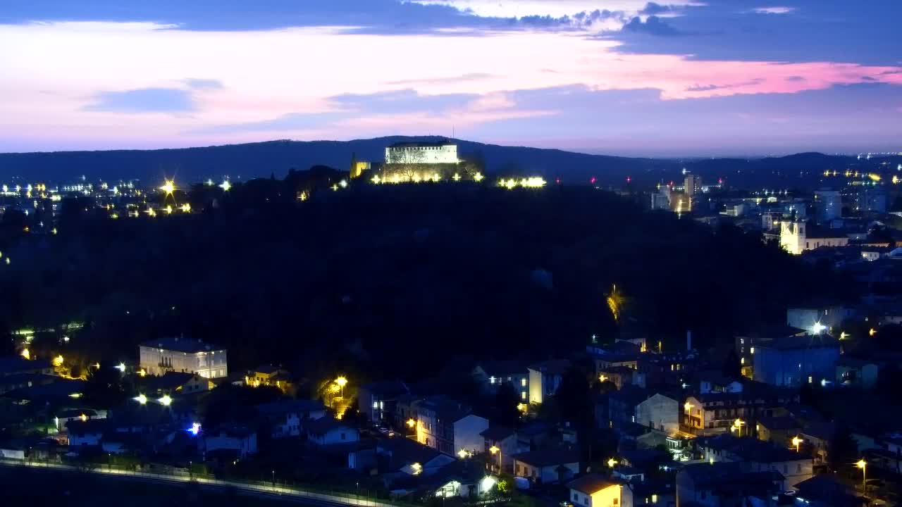 Nova Gorica und Görz: Atemberaubende Aussicht vom Franziskanerkloster Kostanjevica