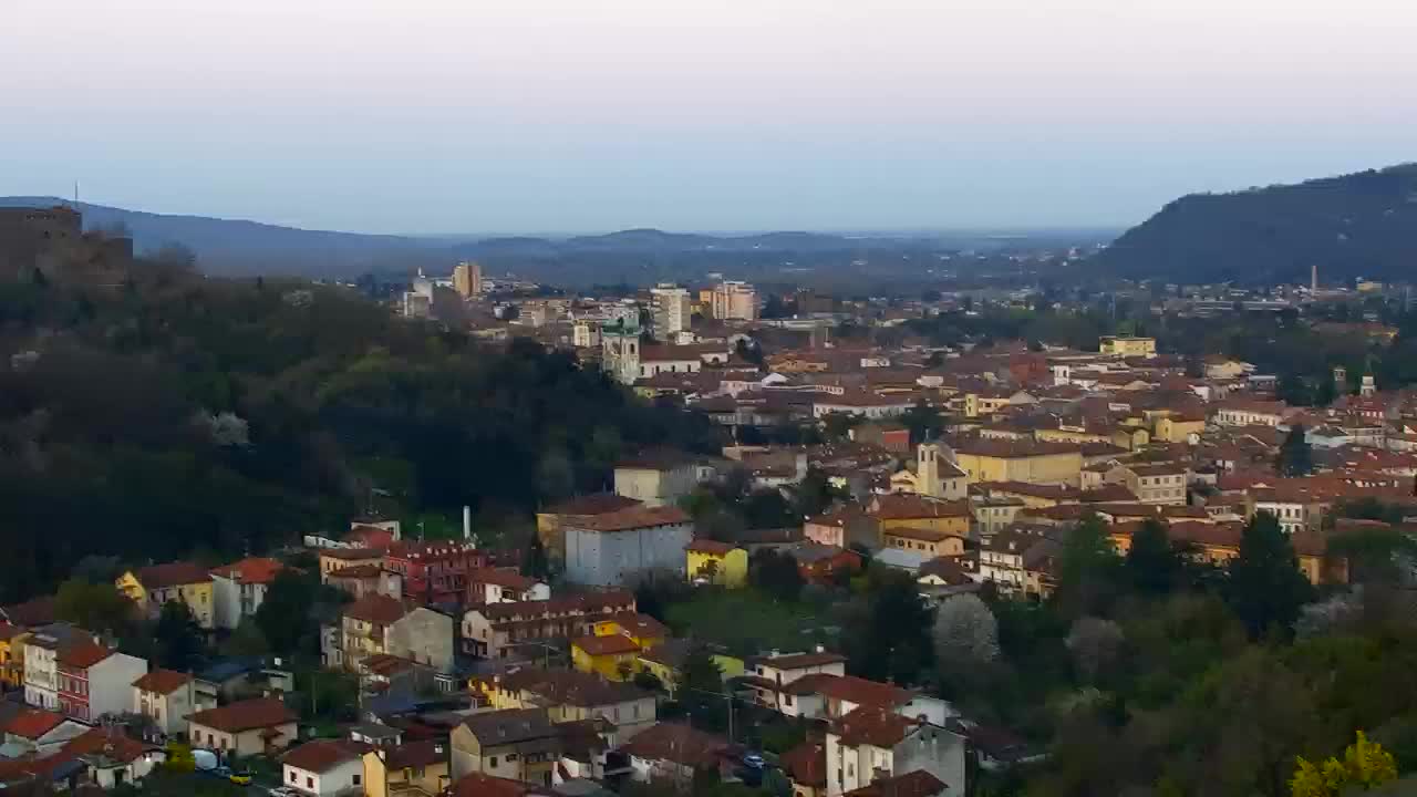 Nova Gorica in Gorica: Čudovit Razgled iz Frančiškanskega Samostana Kostanjevica