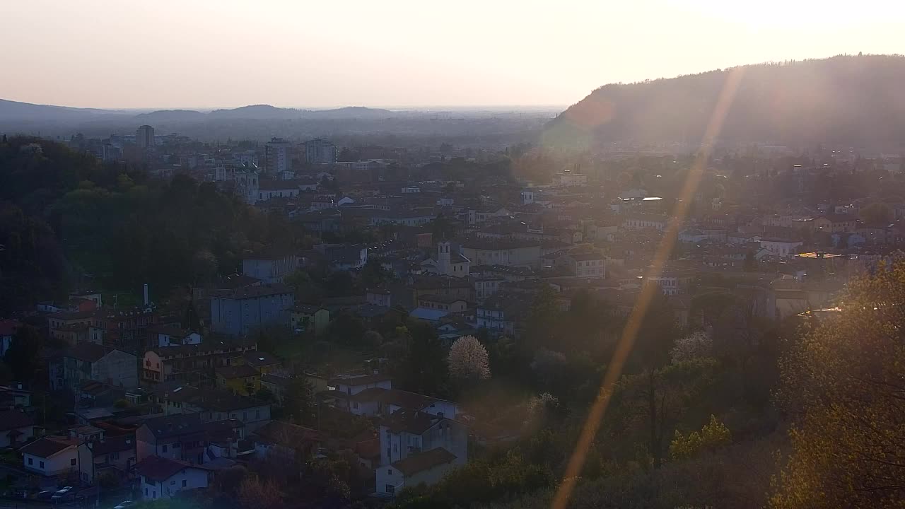 Nova Gorica e Gorizia: Panorama Mozzafiato dal Convento Francescano di Castagnevizza
