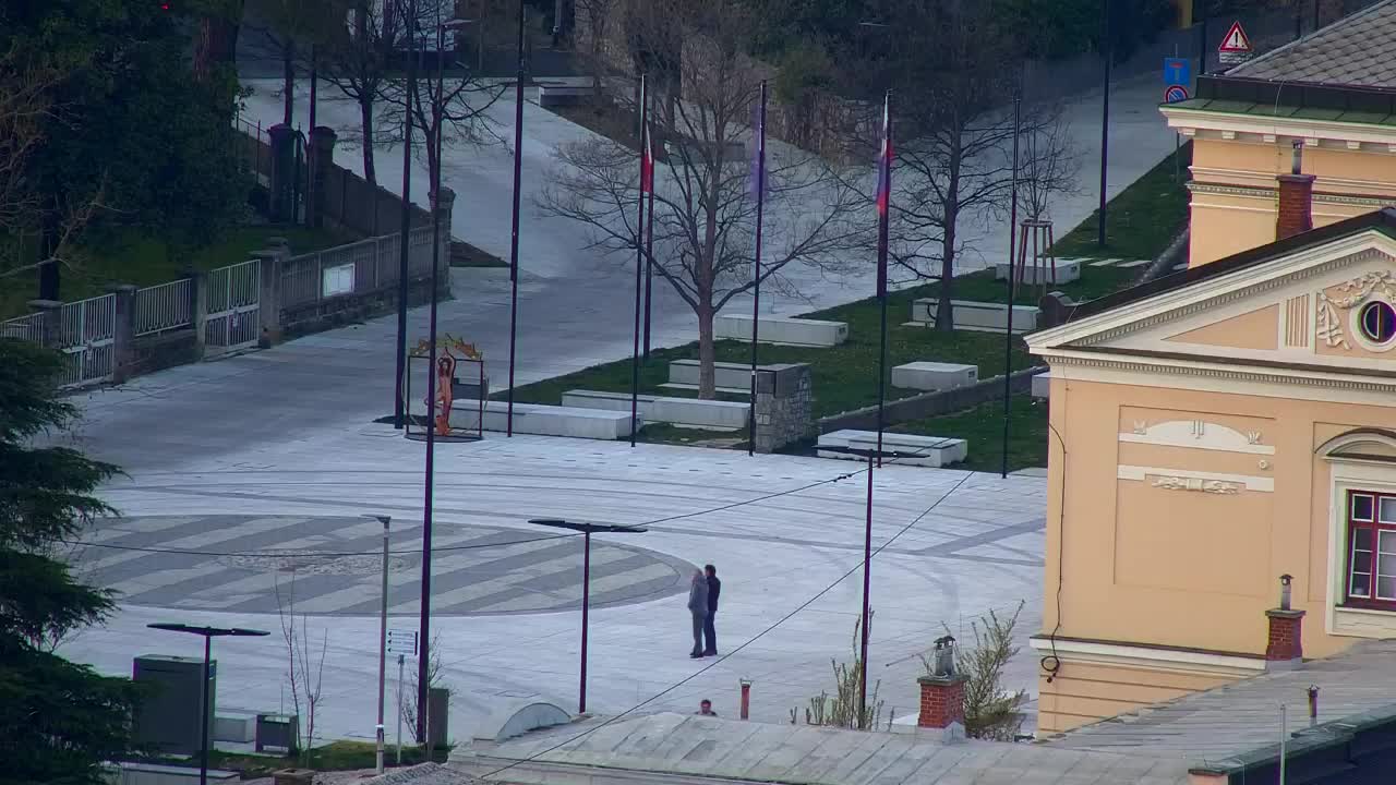 Nova Gorica e Gorizia: Panorama Mozzafiato dal Convento Francescano di Castagnevizza