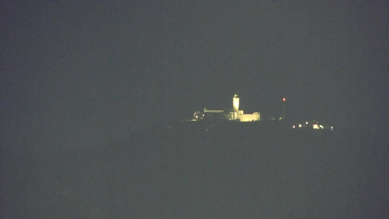 Nova Gorica e Gorizia: Panorama Mozzafiato dal Convento Francescano di Castagnevizza