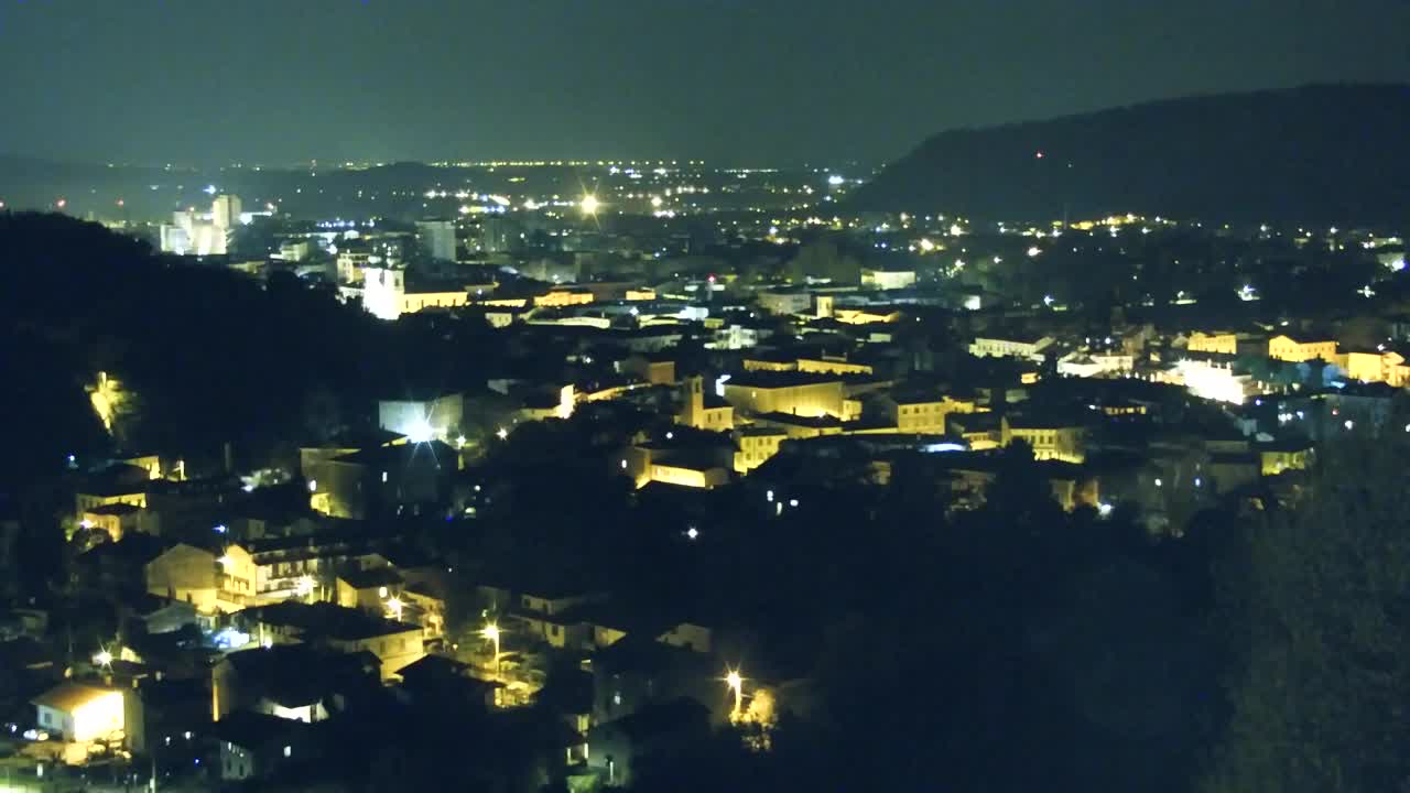 Nova Gorica e Gorizia: Panorama Mozzafiato dal Convento Francescano di Castagnevizza