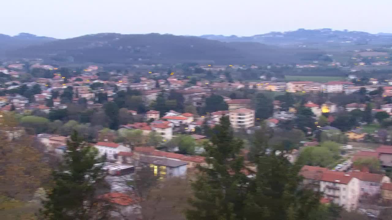 Nova Gorica e Gorizia: Panorama Mozzafiato dal Convento Francescano di Castagnevizza